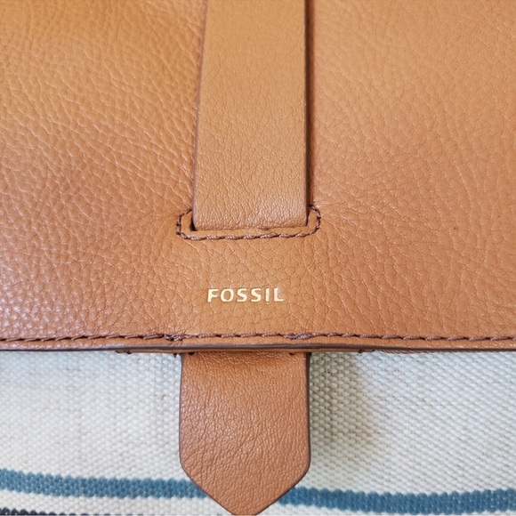 Fossil Kinley Small Leather Canvas Crossbody Bag With Key Charm No Callouts - Picture 3 of 10